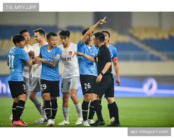 专访中超裁判总监:解析SAOT与主裁判的权责划分新规 专访中超裁判总监:解析SAOT与主裁判的权责划分新规